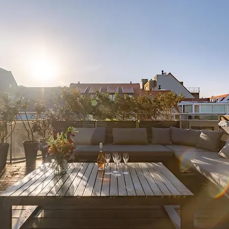 Luxurious 3 Bedroom With Terrace